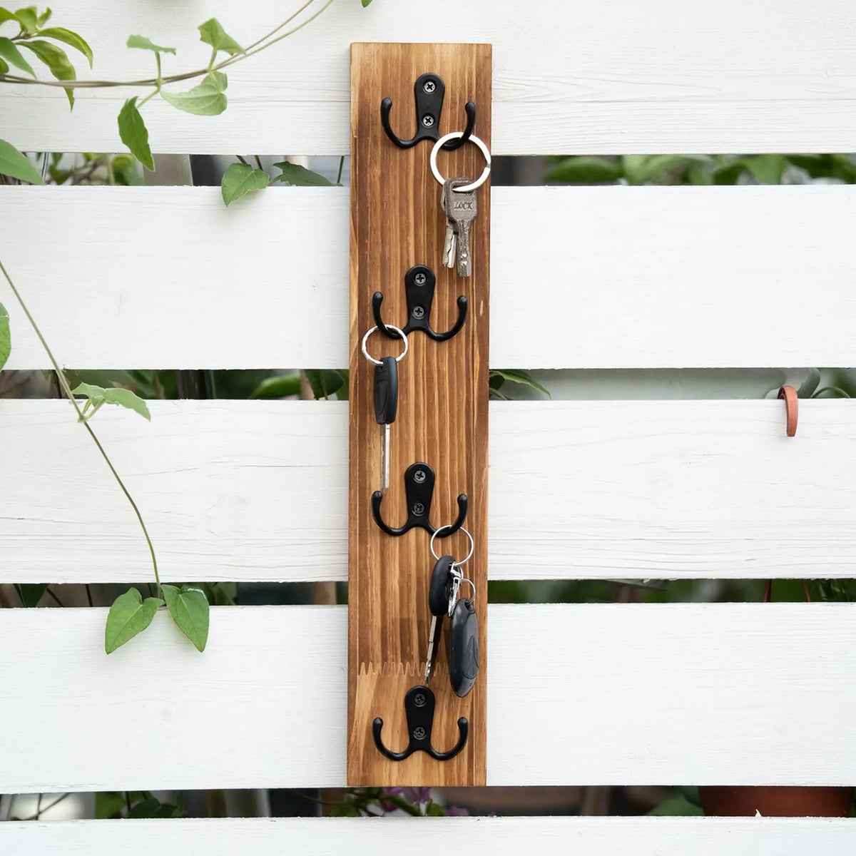 Estante llavero de pared madera con 5 ganchos