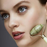 Set de jade natural: rodillo facial y gua sha