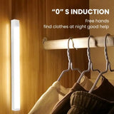 Luz LED con sensor de movimiento recargable