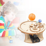 Maqueta del sistema solar giratoria