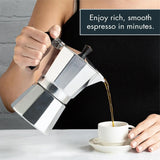 Cafetera italiana clásica de aluminio