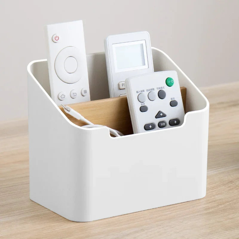 Caja de escritorio para mandos